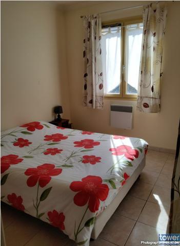 MAISON À VENDRE -- PORT LA NOUVELLE. 11210