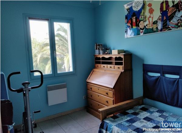 MAISON À VENDRE -- PORT LA NOUVELLE. 11210