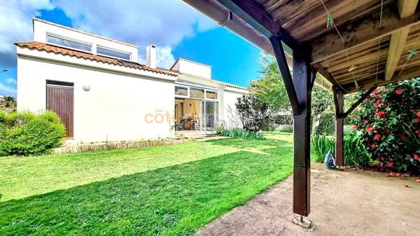 Vente Maison145 m² - 6 Pièces - LA ROCHE SUR YON (85000)