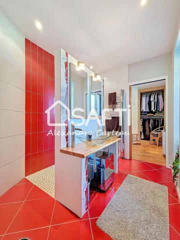 Belle traditionnelle 5 chambres, bureau, garage, piscine