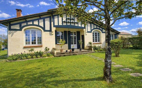 Maison à vendre 307 000 € Saint-Seurin-sur-l'Isle 7 p 159 m² DPE D