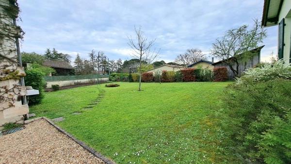Maison à vendre 307 000 € Saint-Seurin-sur-l'Isle 7 p 159 m² DPE D