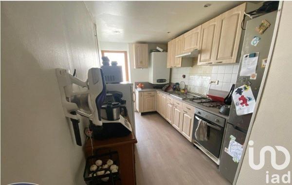 Maison de village 5 pièces de 108 m² à Floing (08200)