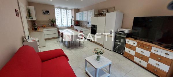 Belles rénovations, maison saine et agréable.