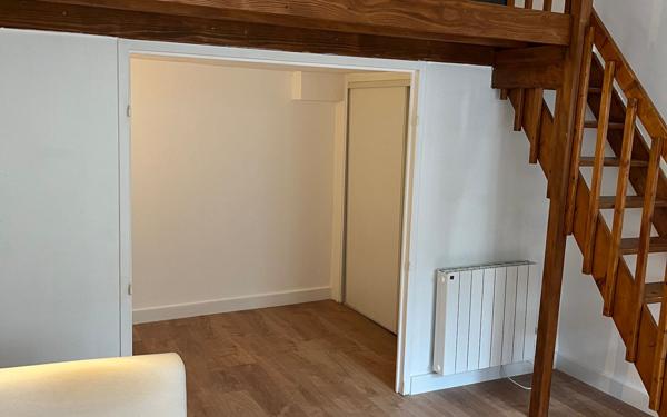 Appartement à vendre    2 pièces • 34 m2 Lyon 9