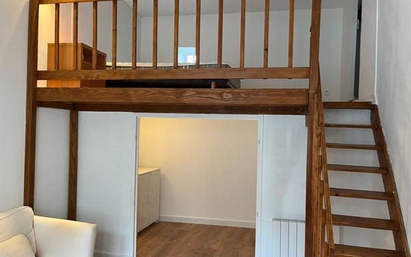 Appartement à vendre    2 pièces • 34 m2 Lyon 9