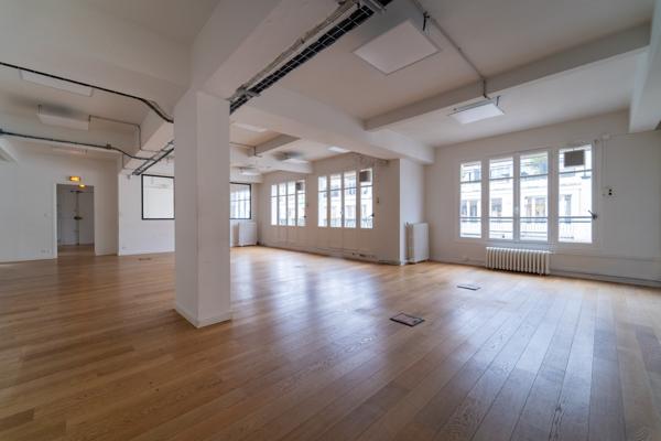 Bureaux à louer à PARIS 75010