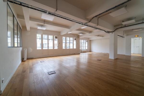 Bureaux à louer à PARIS 75010