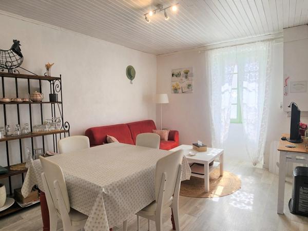 Jolie Maison avec jardin - grange et garage - à vendre 4 pièces CUZORN (Lot-et-Garonne 47)