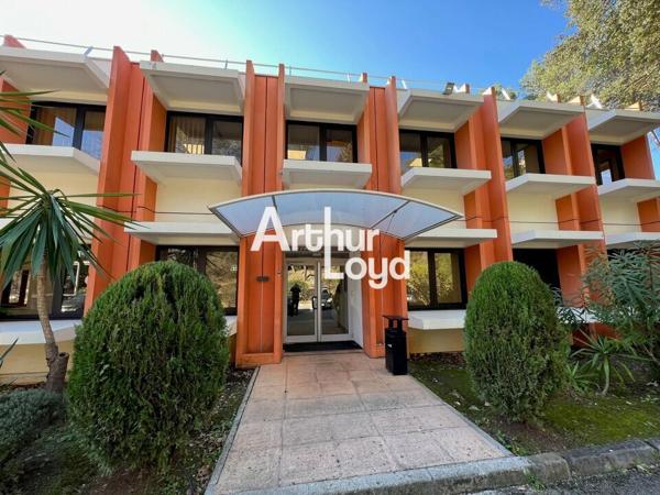 Bureaux à louer 84.44 m² Sophia Antipolis - Environnement paysager