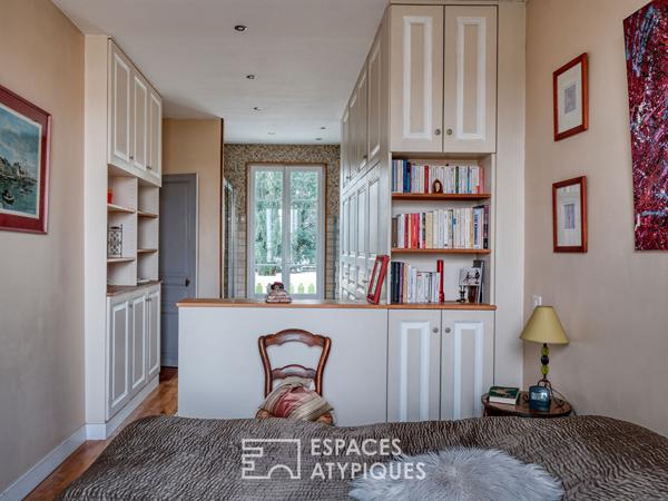 Maison familiale bourgeoise avec grande pièce de vie, jardin et proximité gare.