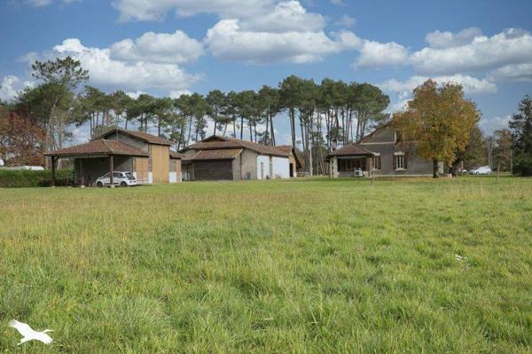 Maison à vendre 1 600 000 € Saint-Julien-en-Born 6 p 166 m² DPE E