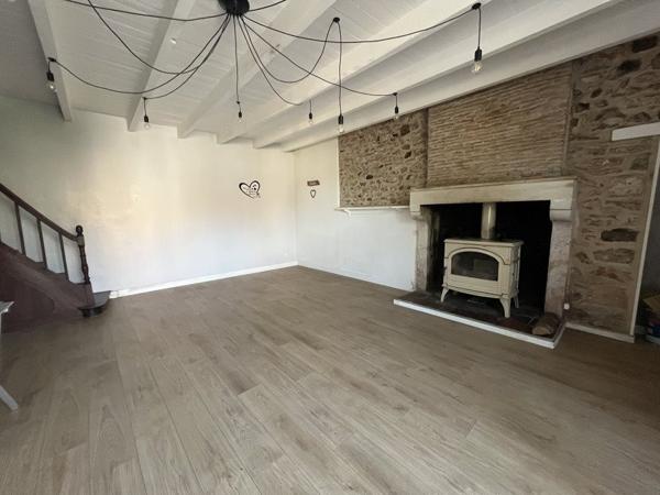 Maison à louer |  Taponnat-Fleurignac |  5 pièces | 123 m²