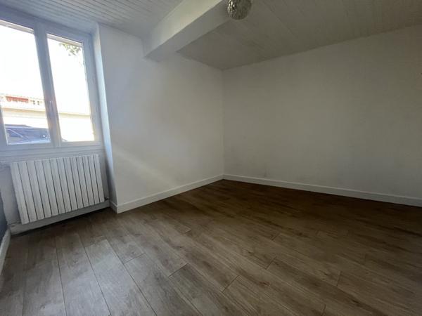 Maison à louer |  Taponnat-Fleurignac |  5 pièces | 123 m²