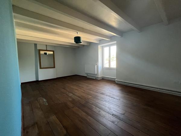 Maison à louer |  Taponnat-Fleurignac |  5 pièces | 123 m²