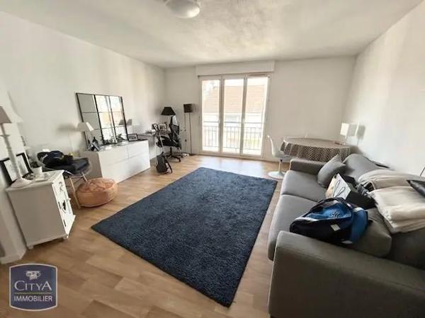 Appartement à louer 2 pièces 43.81m²