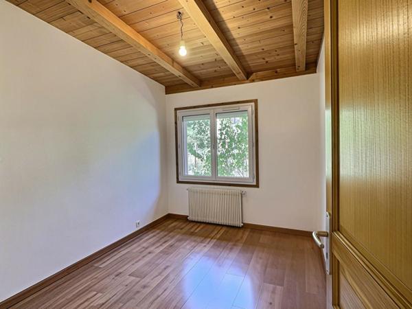 Maison Chambéry quartier Montjay,  développe près de 150 m2 sur 719m2 de terrain