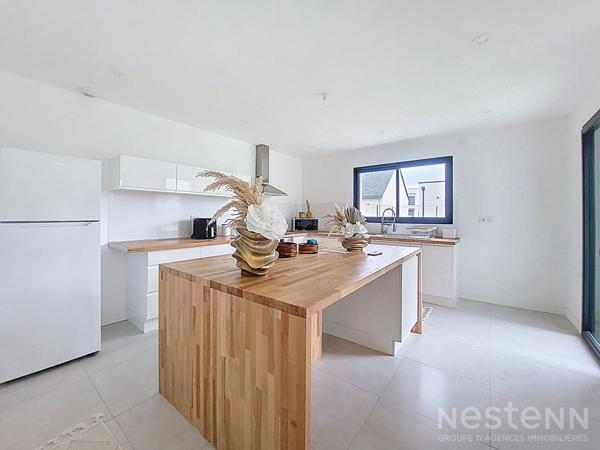 Maison 4 chambres, garage et jardin