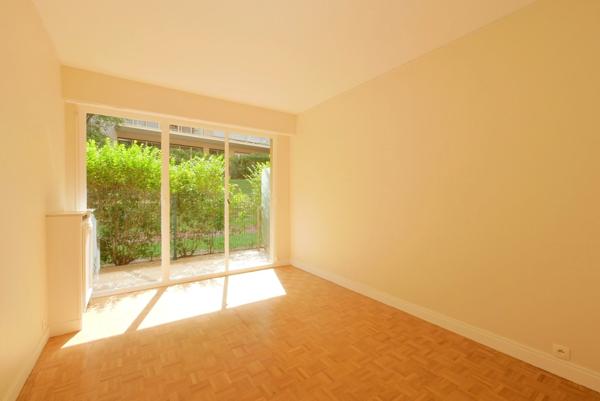 Dpt Yvelines (78), à louer VERSAILLES appartement T5 de 108,27 m²