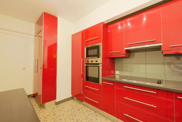 Dpt Yvelines (78), à louer VERSAILLES appartement T5 de 108,27 m²