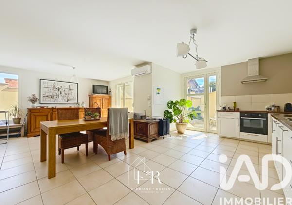 Maison à vendre 4 pièces 200 m² Le Pontet