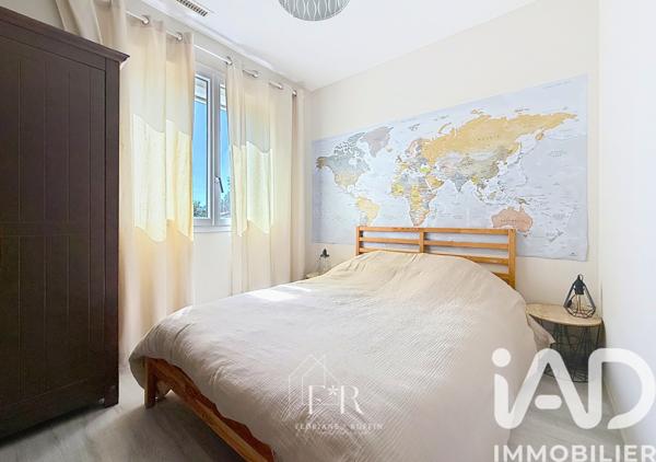 Maison à vendre 4 pièces 200 m² Le Pontet