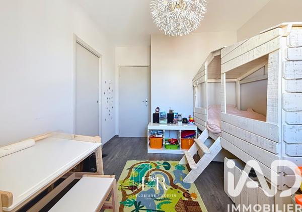 Maison à vendre 4 pièces 200 m² Le Pontet