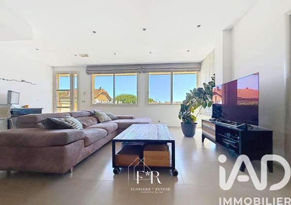 Maison à vendre 4 pièces 200 m² Le Pontet