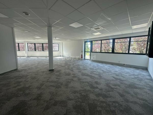 BUREAUX à LOUER de 176 m²