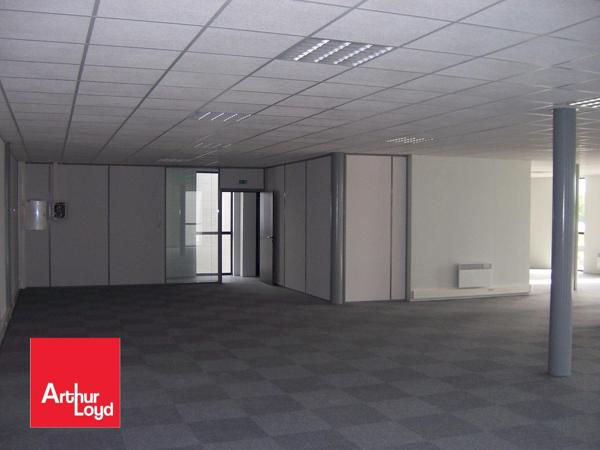 Bureau à louer à NOGENT LE PHAYE 28630