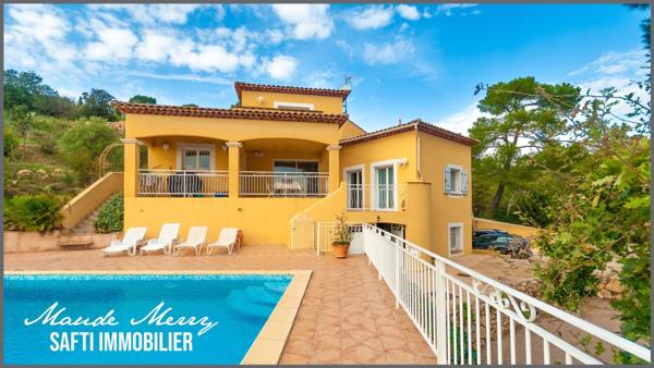 Vue époustoufflante à 180 ° - villa d'architecte aux volumes atypiques - garage - piscine et terrain de 2000 m2