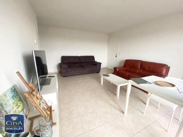 Appartement à louer 2 pièces 48.66m²