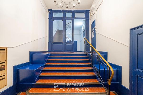 Dernier étage au caractère affirmé – Rue Sainte