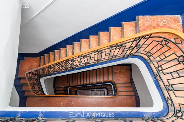 Dernier étage au caractère affirmé – Rue Sainte