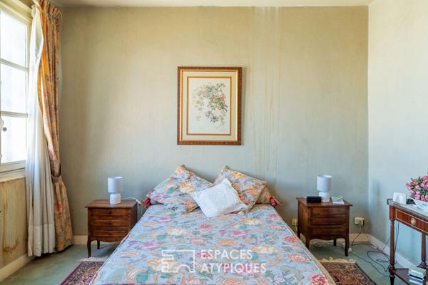 Dernier étage au caractère affirmé – Rue Sainte