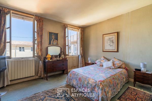 Dernier étage au caractère affirmé – Rue Sainte