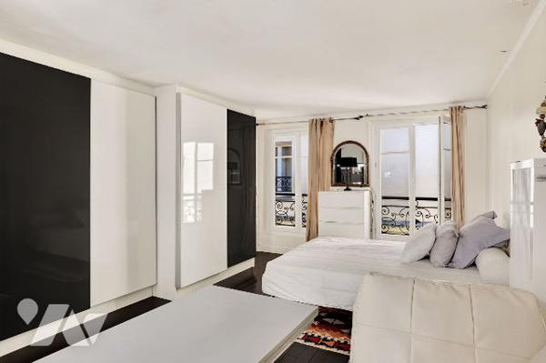 Charmant studio aux Batignolles