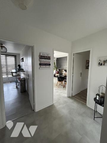 A VENDRE - APPARTEMENT T3 - LAVAL