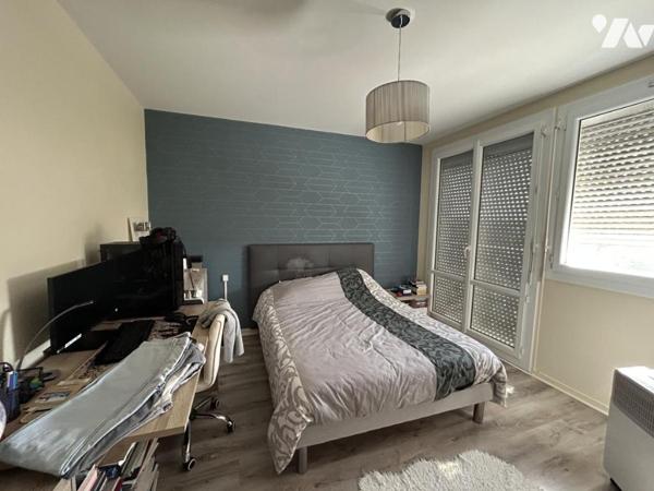 A VENDRE - APPARTEMENT T3 - LAVAL