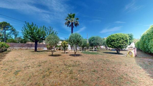 Maison à vendre 5 pièces GAREOULT (83)