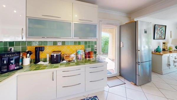 Maison à vendre 5 pièces GAREOULT (83)