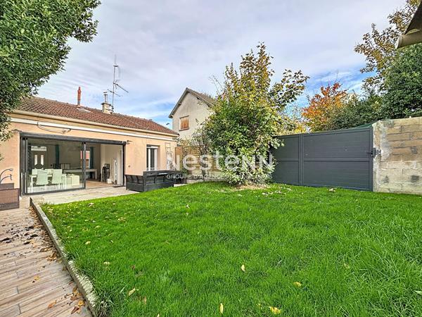ISSY LES MOULINEAUX - Vente d'une maison de plain-pied avec jardin