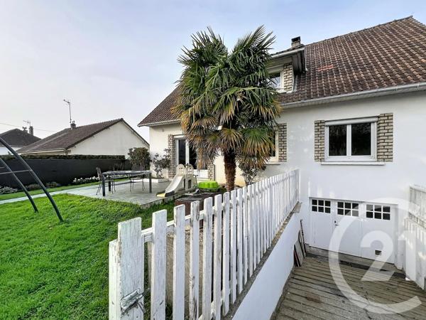Maison à vendre  6 pièces - 207 m 2   PONT AUDEMER  - 27