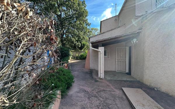 Maison à vendre    4 pièces • 100 m2 Six-Fours-les-Plages