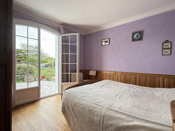 Salles-sur-Mer (17220) Maison de plain-pied 3 chambres avec terrain de 3 600 m² à Salles-sur-Mer