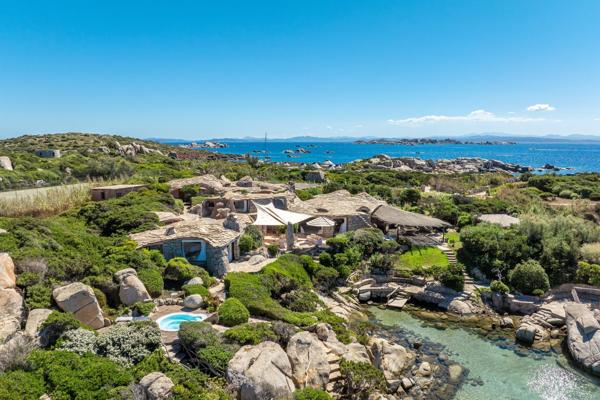 Vente Villa de luxe Bonifacio 14 Pièces 600 m²
