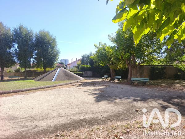Location appartement 3 pièces 67 m² Tarbes