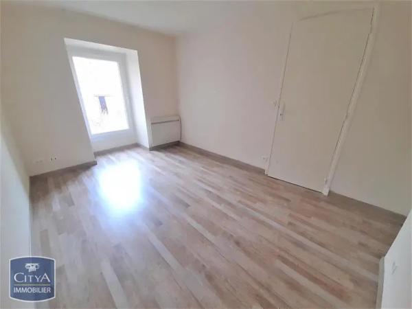 Appartement à louer 2 pièces 38.16m² Saint-André-d'Apchon (42370)