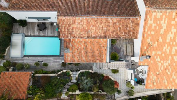 Ensemble immobilier de 308 m2, 4 appartements. Labenne