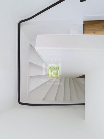 Maison rénovée atypique avec dépendance Cholet